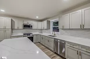 303 Watson Rd, Taylors, SC 29687 - Photo 11