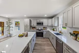 303 Watson Rd, Taylors, SC 29687 - Photo 19