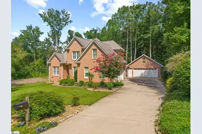 304 Farmwood Drive, Fountain Inn, SC 29644 - Photo 3
