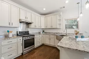 312 Pinckney St, Greenville, SC 29601 - Photo 9