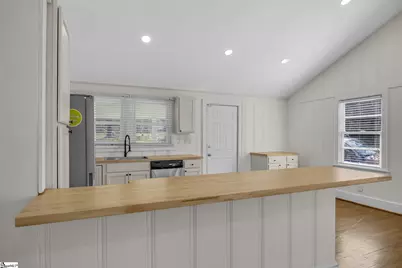 605 S Mountain View Road, Greer, SC 29651 - Photo 11