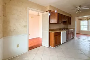 309 Tradd St, Mauldin, SC 29662 - Photo 3