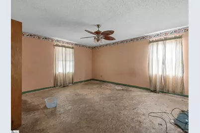 155 Ridings Road, Campobello, SC 29322 - Photo 15