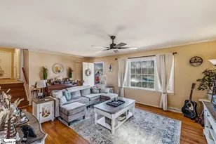 102 Kathryan Ct, Greenville, SC 29605 - Photo 9