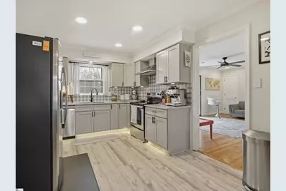 1064 Riverview Drive, Spartanburg, SC 29307 - Photo 15