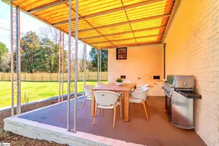 1121 Old Bessie Rd, Piedmont, SC 29673 - Photo 7