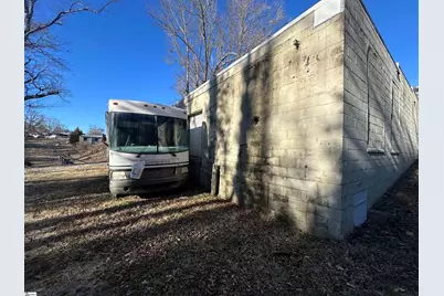 237 Thompson Boulevard, Union, SC 29379 - Photo 5