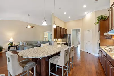 607 Pawleys Drive, Simpsonville, SC 29681 - Photo 5