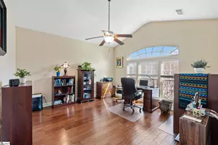 607 Pawleys Dr, Simpsonville, SC 29681 - Photo 9