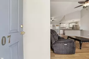 307 Forest Creek Dr, Seneca, SC 29678 - Photo 5