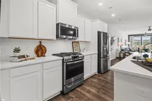 154 Herrick Pl, Greenville, SC 29611 - Photo 5