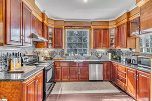 318 Saranac Dr, Spartanburg, SC 29307 - Photo 7