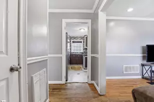 632 Old Augusta Rd, Greenville, SC 29605 - Photo 3