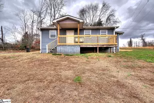 325 Rock Quarry Rd, Travelers Rest, SC 29690 - Photo 3