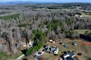 224 Ike Rd, Six Mile, SC 29682 - Photo 9