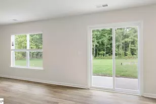 137 Cades Cv Dr, Greenwood, SC 29646 - Photo 15