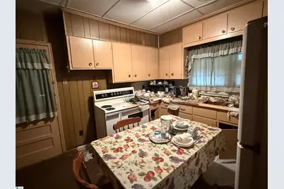 200 King Street, Greer, SC 29651 - Photo 9