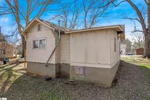 202 Lucky St, Easley, SC 29640 - Photo 9