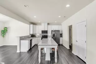 328 Bucklebury Rd, Greer, SC 29651 - Photo 11