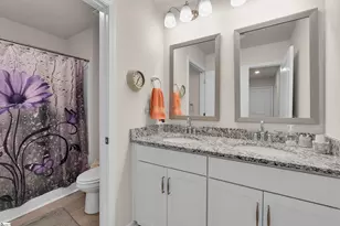 325 Cub Ct, Greenville, SC 29609 - Photo 17