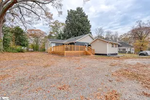530 W Hayne St, Woodruff, SC 29388 - Photo 17