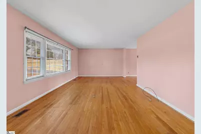 409 Springwood Drive, Spartanburg, SC 29302 - Photo 7