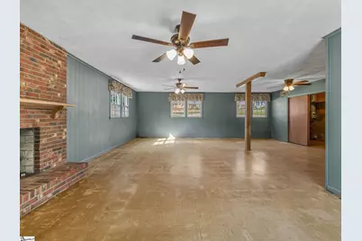 409 Springwood Drive, Spartanburg, SC 29302 - Photo 33