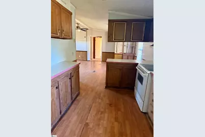 5990 Hwy 14 Road, Gray Court, SC 29645 - Photo 9