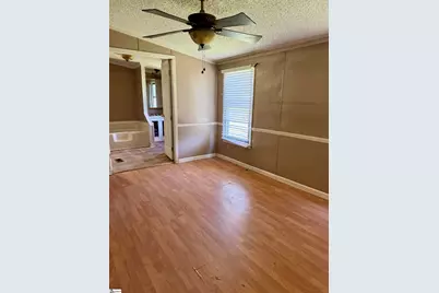 5990 Hwy 14 Road, Gray Court, SC 29645 - Photo 7