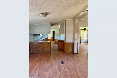 5990 Hwy 14 Road, Gray Court, SC 29645 - Photo 13