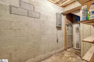 308 Holly Dr, Spartanburg, SC 29301 - Photo 37