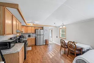 254 Williamson Hill Rd, Donalds, SC 29638 - Photo 5