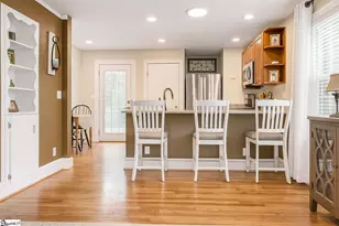 200 Cardinal Dr, Taylors, SC 29687 - Photo 5