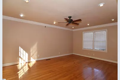 308 W Poinsett Street, Greer, SC 29650 - Photo 17