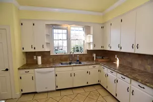 308 W Poinsett St, Greer, SC 29650 - Photo 11