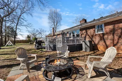 218 Crestwood Drive, Greenville, SC 29609 - Photo 17