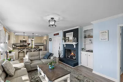 218 Crestwood Drive, Greenville, SC 29609 - Photo 9