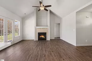 1 Long Pond Ct, Greer, SC 29651 - Photo 5