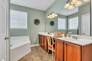 528 Kingsmoor Dr, Simpsonville, SC 29681 - Photo 21