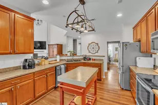 528 Kingsmoor Dr, Simpsonville, SC 29681 - Photo 13