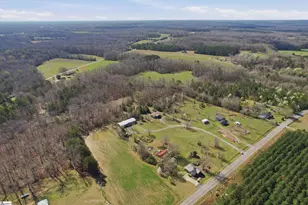 1622 Bethany Church Rd, Belton, SC 29627 - Photo 25