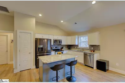 110 Sanders Drive, Easley, SC 29642 - Photo 7