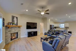 110 Sanders Dr, Easley, SC 29642 - Photo 5