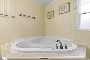 409 W Bagwell Rd, Liberty, SC 29657 - Photo 15