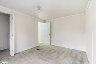 409 W Bagwell Rd, Liberty, SC 29657 - Photo 25