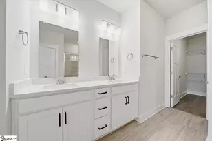 119 Barreto Ct, Boiling Springs, SC 29316 - Photo 5