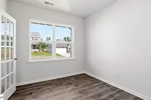 120 Depot Cir, Greenwood, SC 29646 - Photo 7