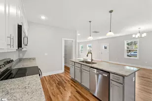 301 McGarity St, Greenville, SC 29605 - Photo 17