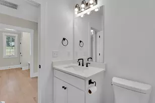 19 Arrowhead Rd, Greenville, SC 29609 - Photo 7