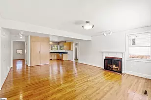 10 Waccamaw Ave, Greenville, SC 29605 - Photo 7